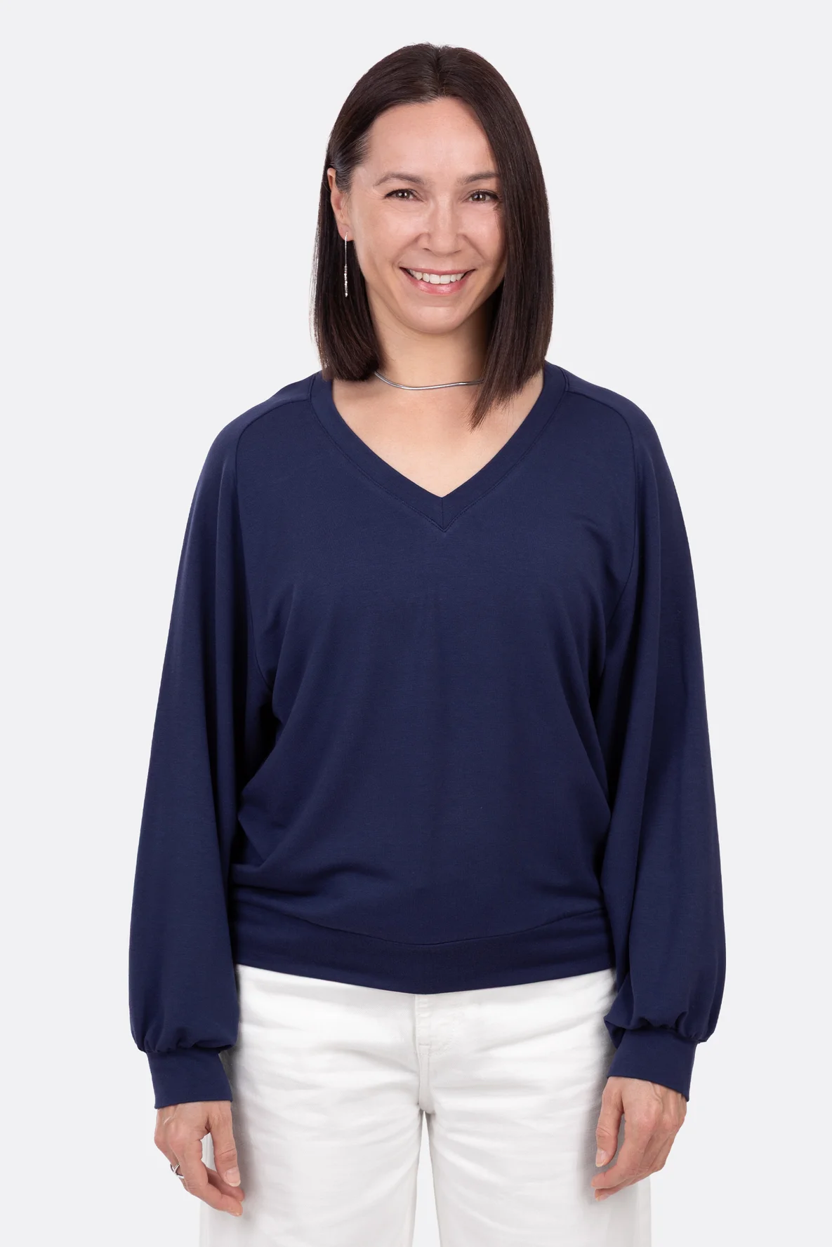 Schnittmuter Sweatshirt mit V-Ausschnitt selber nähen