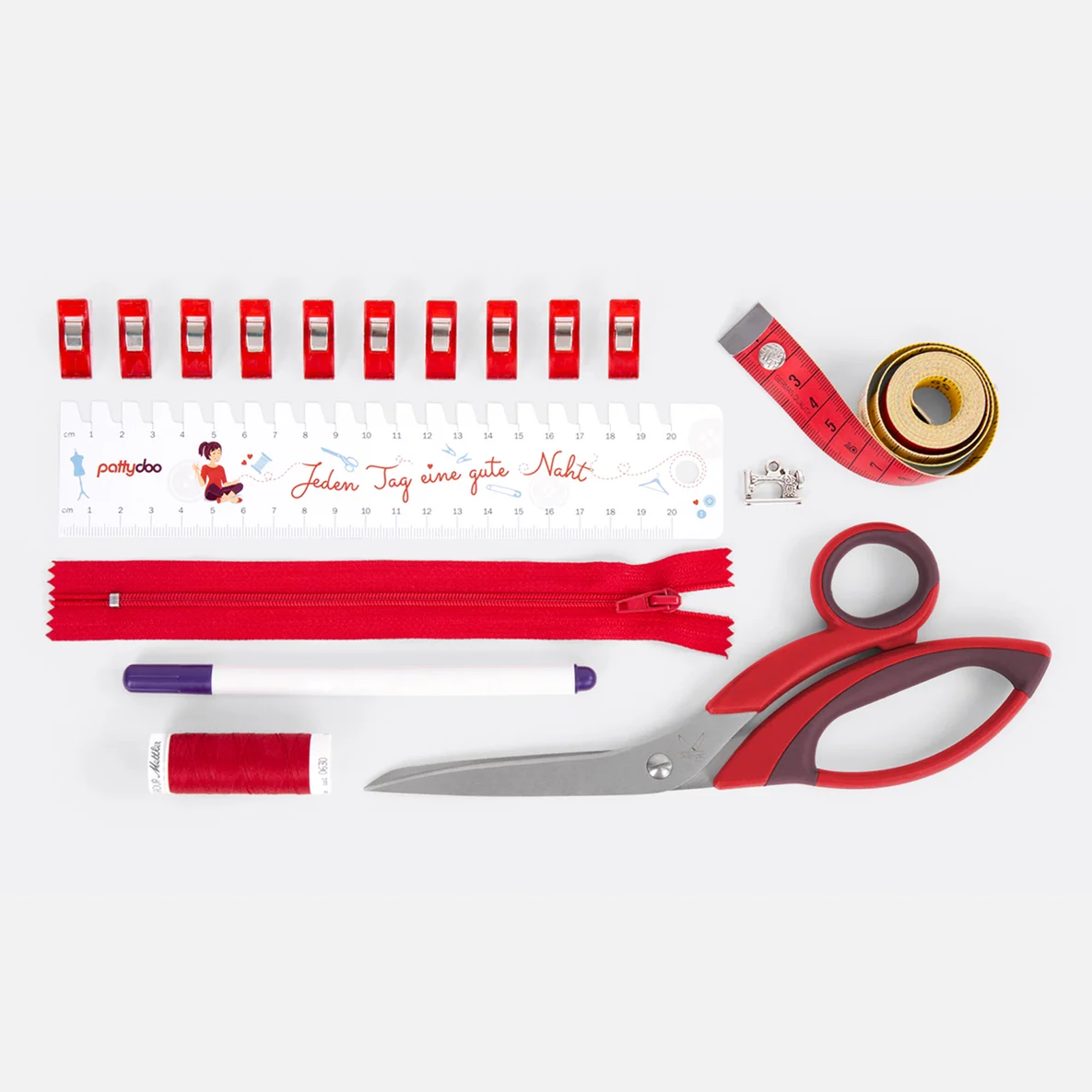 naehbox inhalt pattydoo naehen diy Schere Maßband Wonderclips Stoffklammern messen Lineal