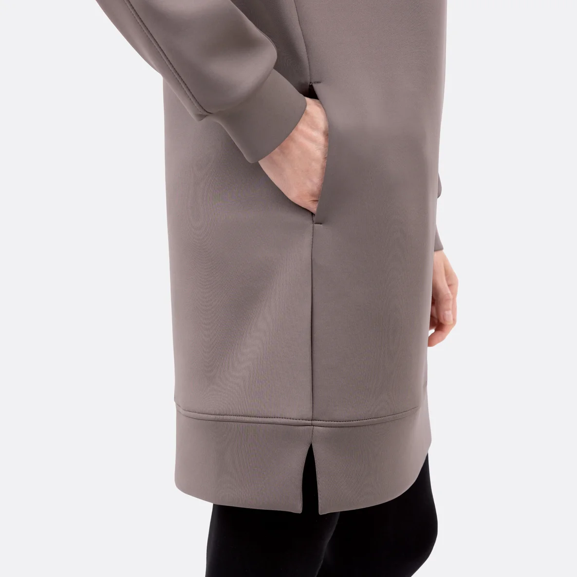 Scuba-Kleid taupe mit Schlitzen am Saum nähen