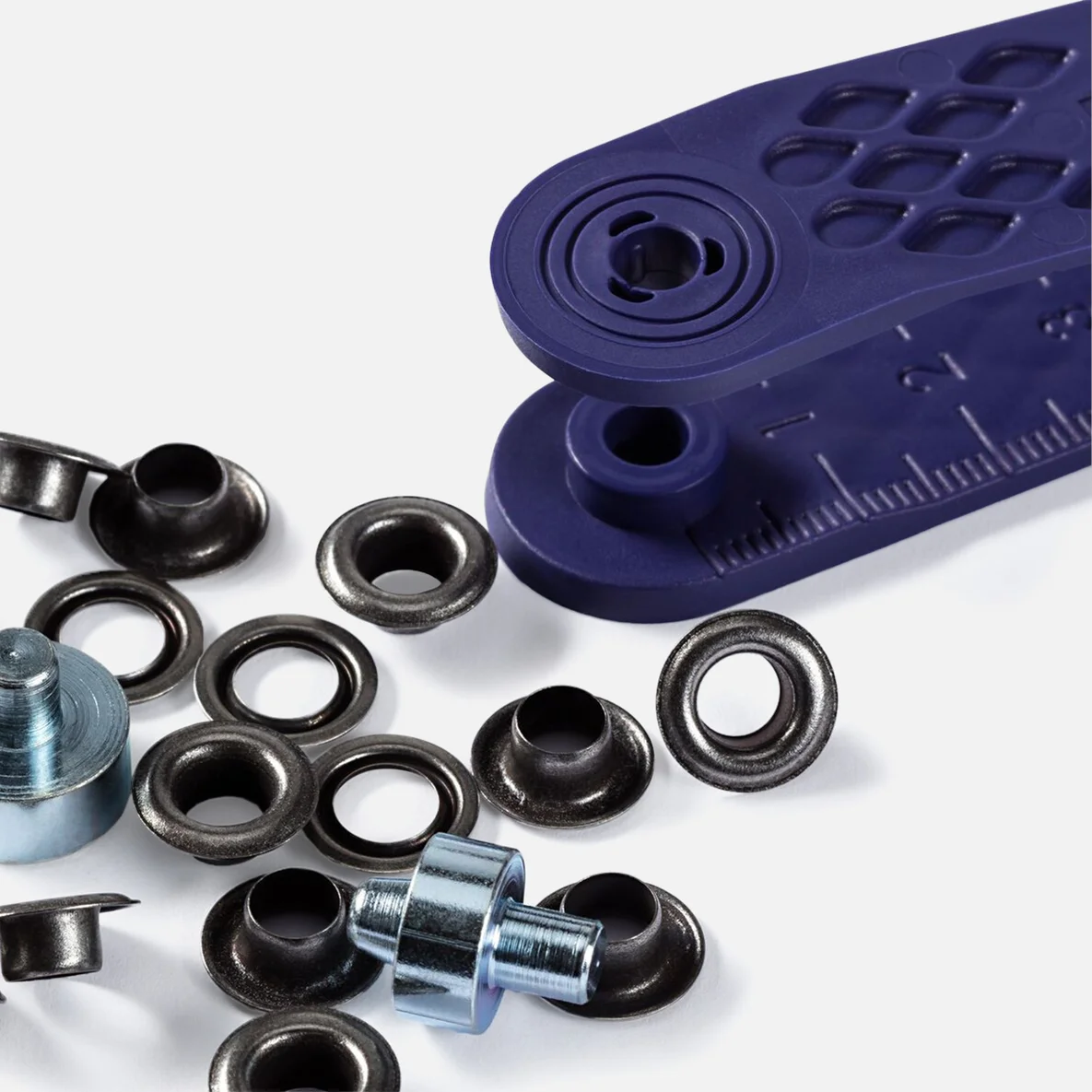 Ösen mit Scheiben Alteisen 5mm