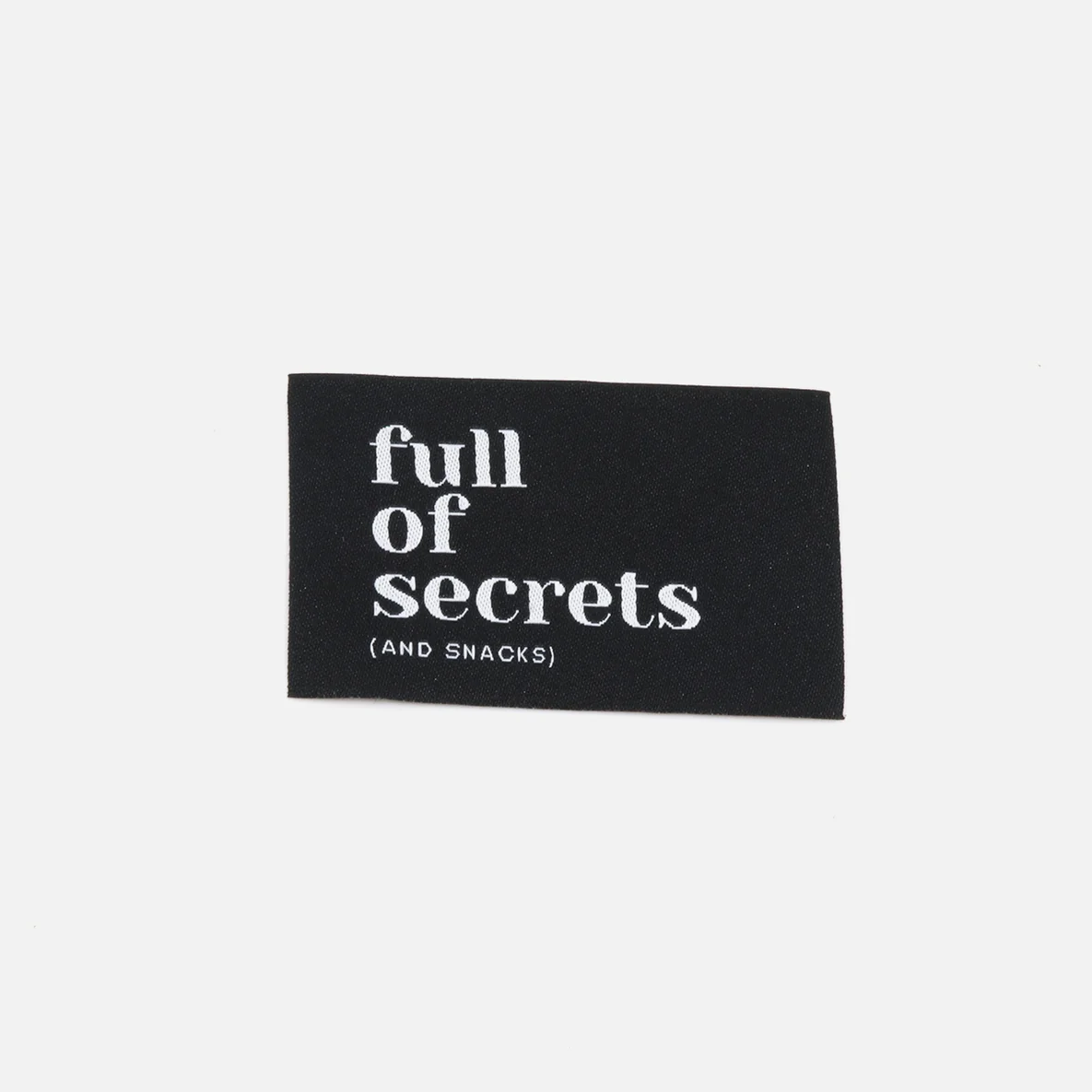 Webetikett L "full of secrets", 57x38 mm