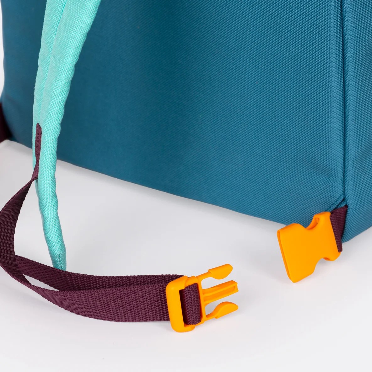 Taschenzubehör aus Kunststoff in Orange