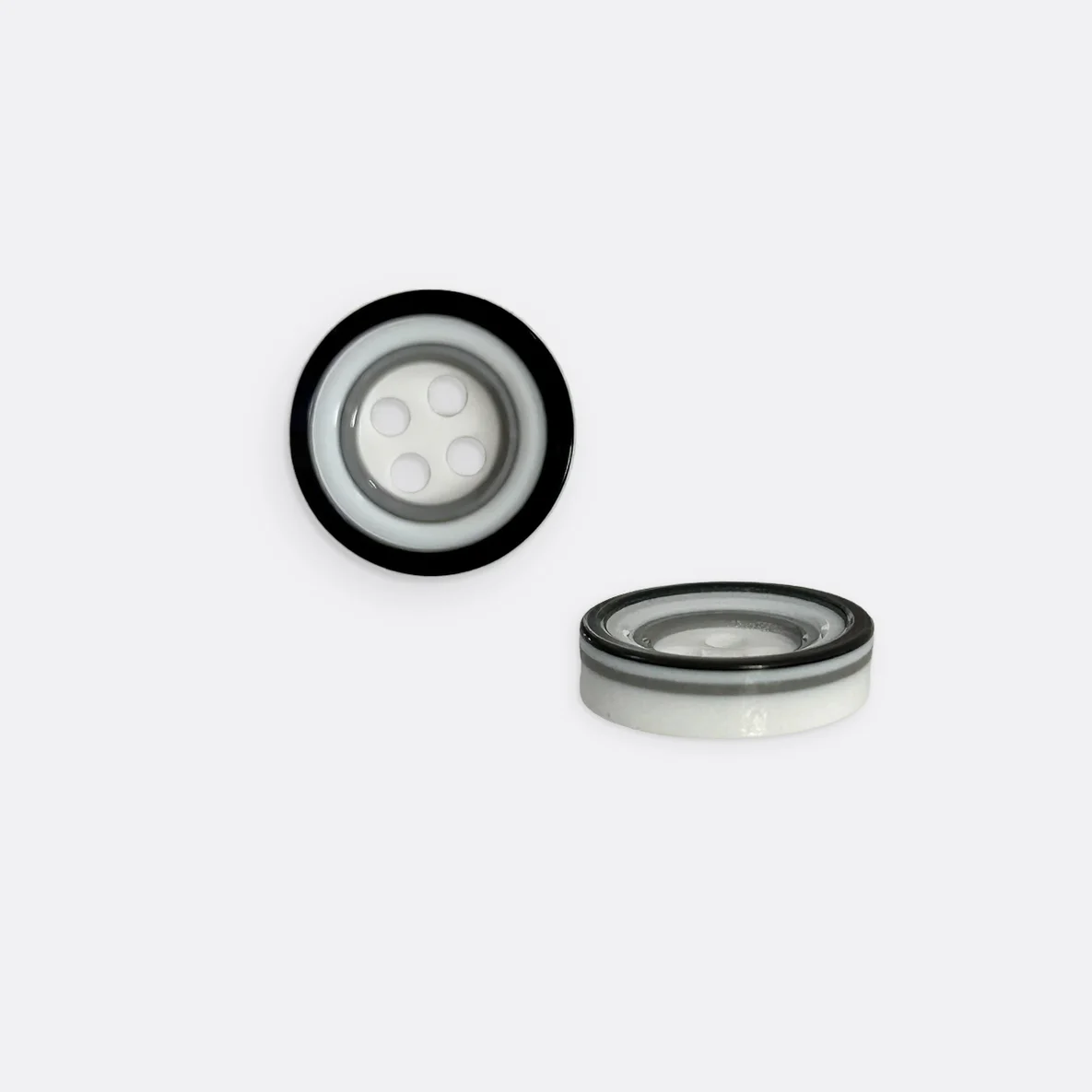 Knopf mit schwarzem Rand, 12 mm, Hellgrau