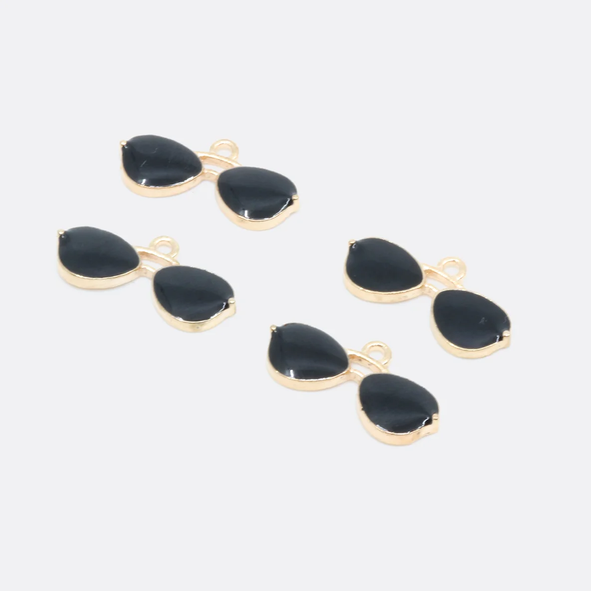Charm Anhänger Brille Schwarz 1 Stück