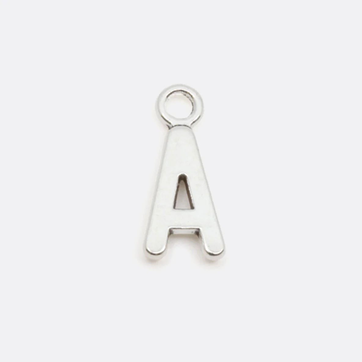 Charm-Anhänger in Buchstaben-Form: A