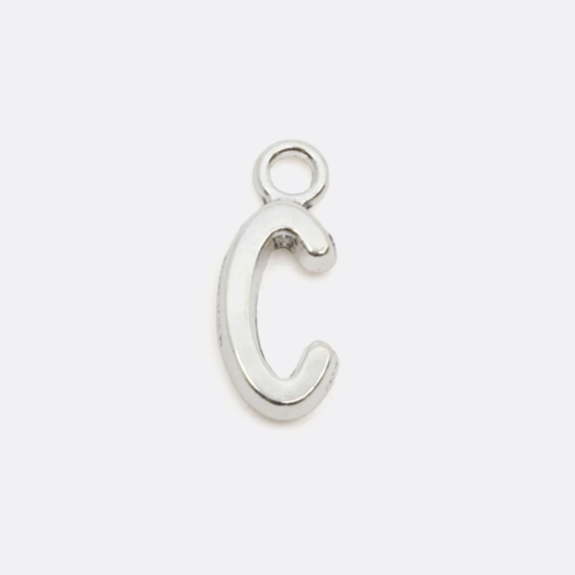Charm-Anhänger in Buchstaben-Form: C