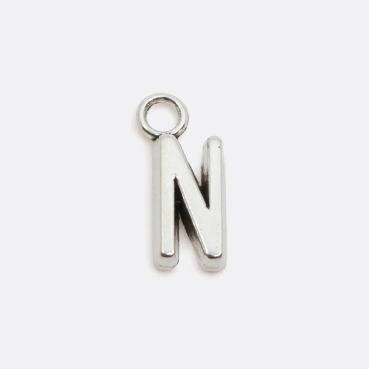 Charm-Anhänger in Buchstaben-Form: N