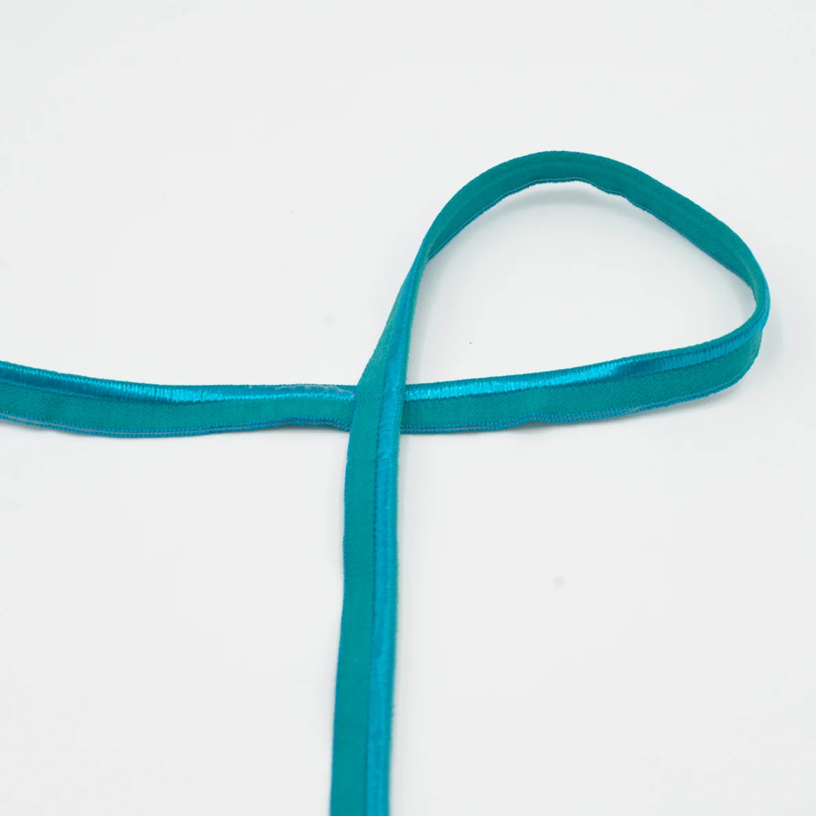 Elastisches Paspelband, 10 mm breit, in Emerald