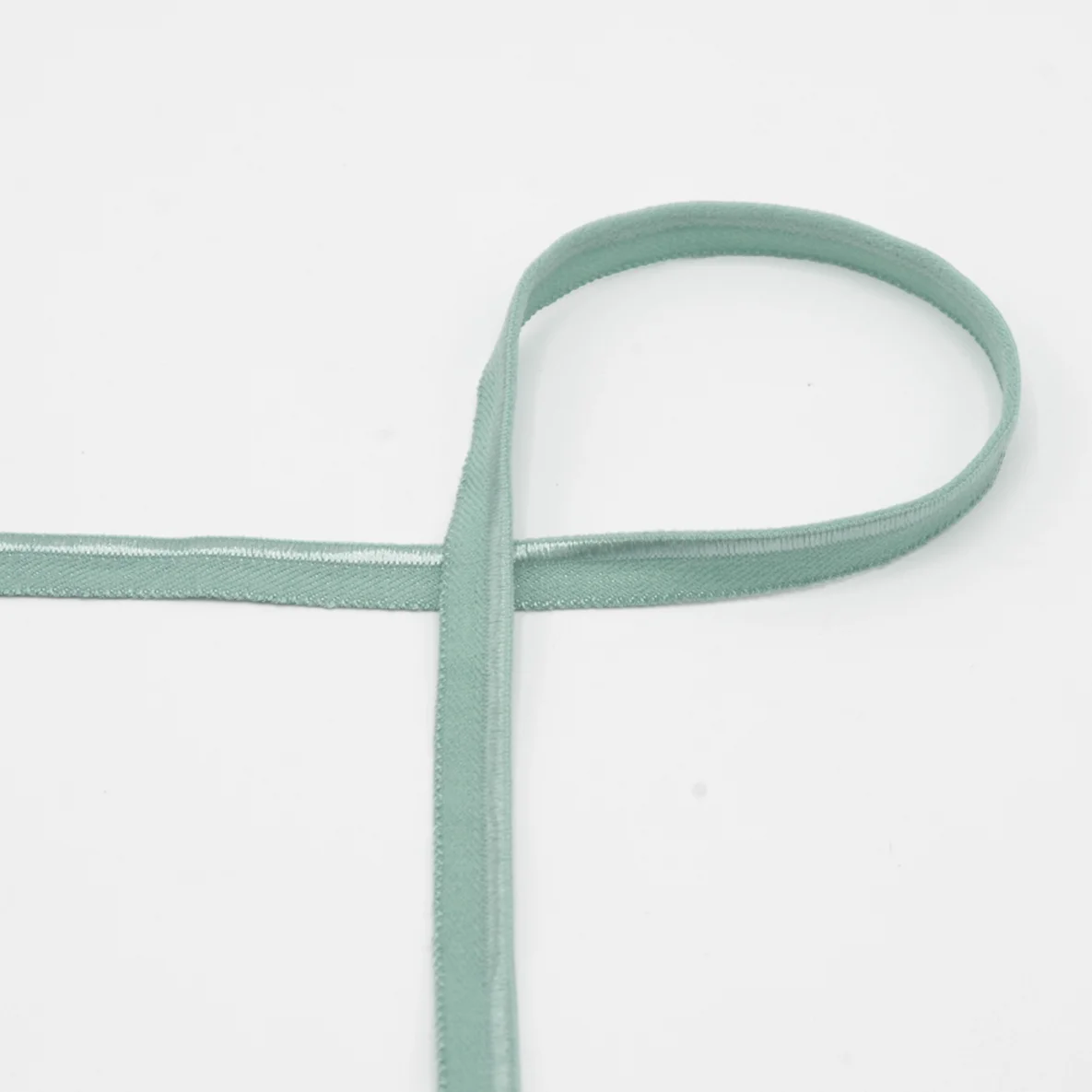 Elastisches Paspelband, 10 mm breit, in Mint