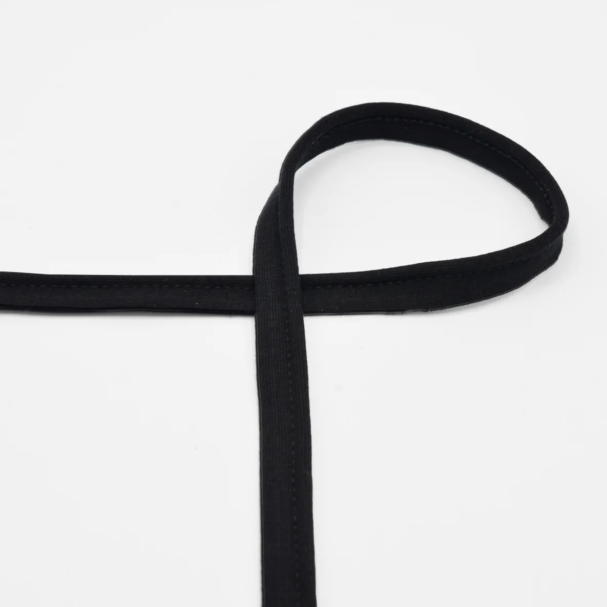Elastische Biese aus Jersey, 10 mm, in Black