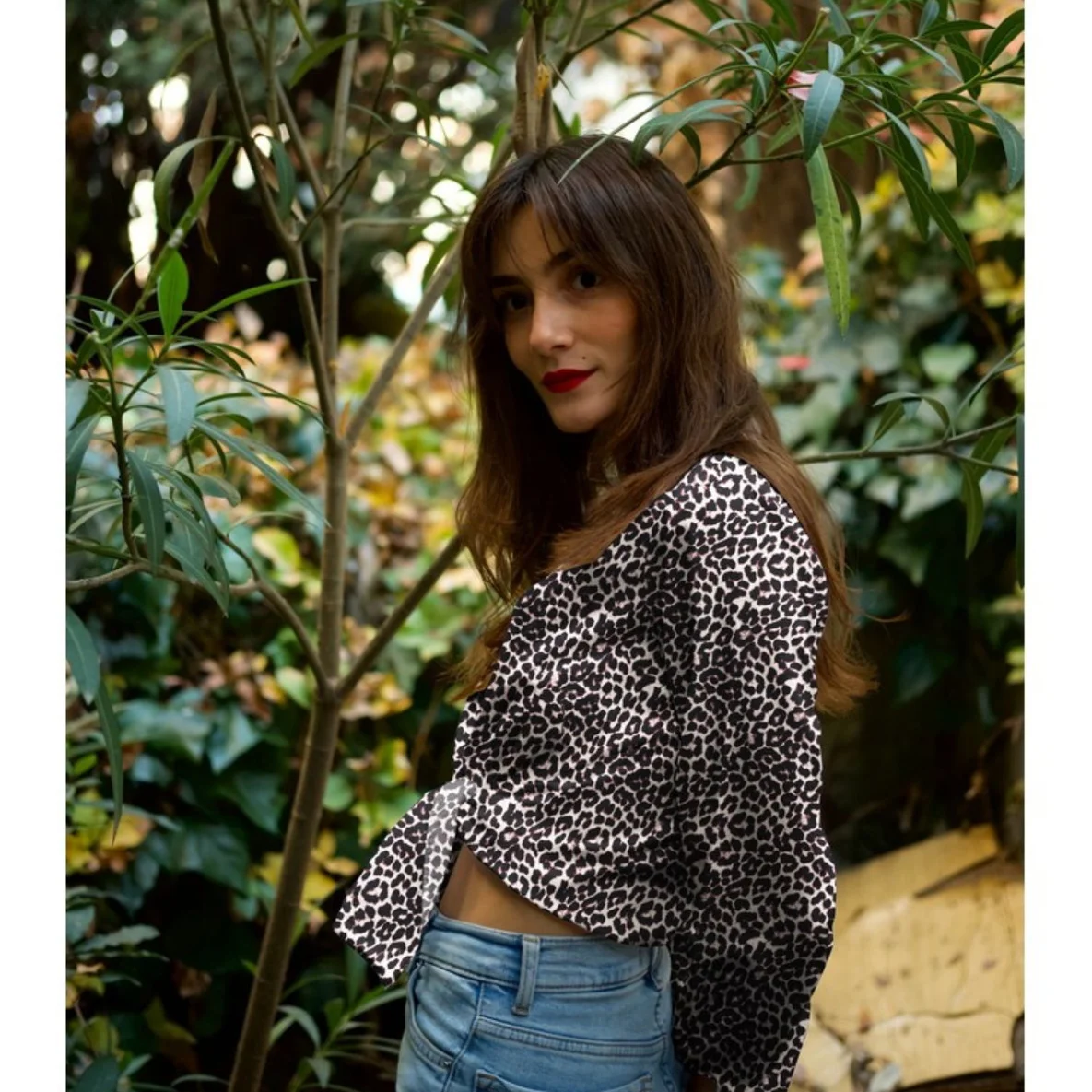  Viskose Satin Digitaldruck Leo Schwarz Beige