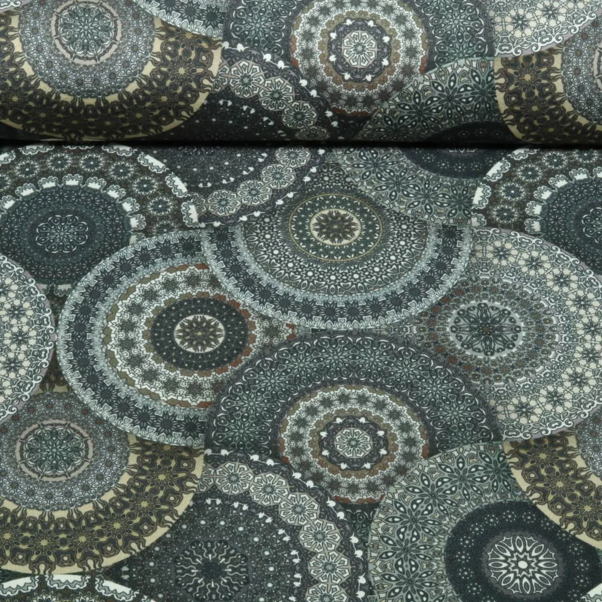 Bambus Viskosejersey Digitaldruck Mandala Khaki