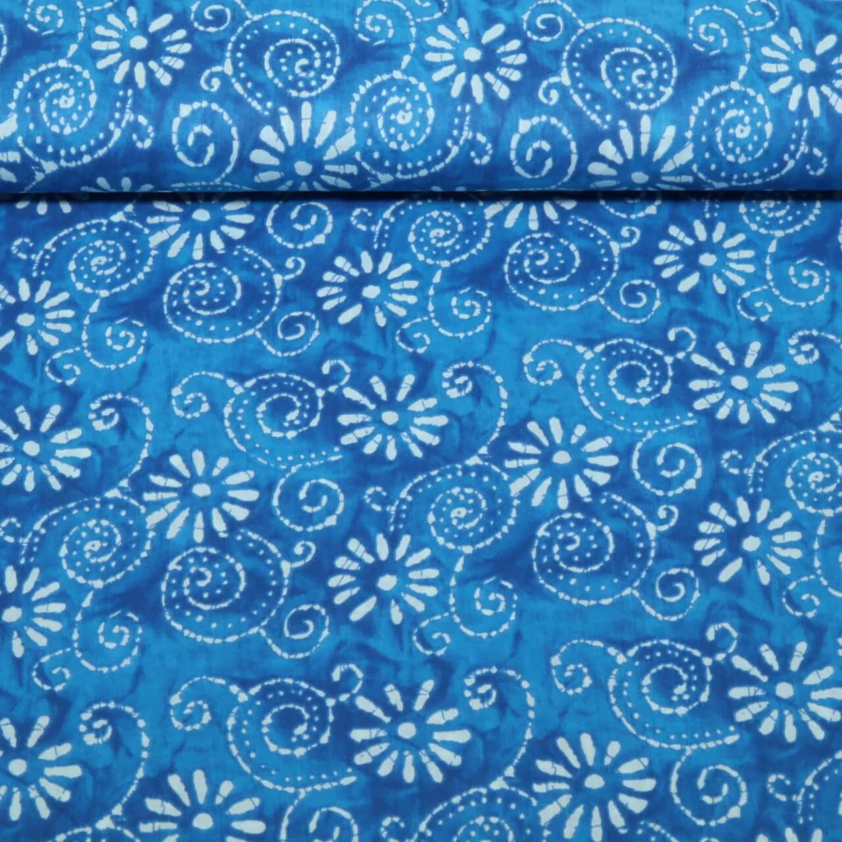 Baumwollvoile Batik Blumen Blau