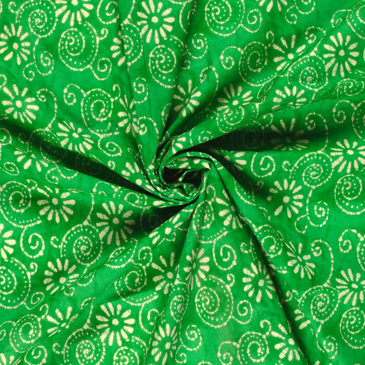 Baumwollvoile Batik Blumen Grün