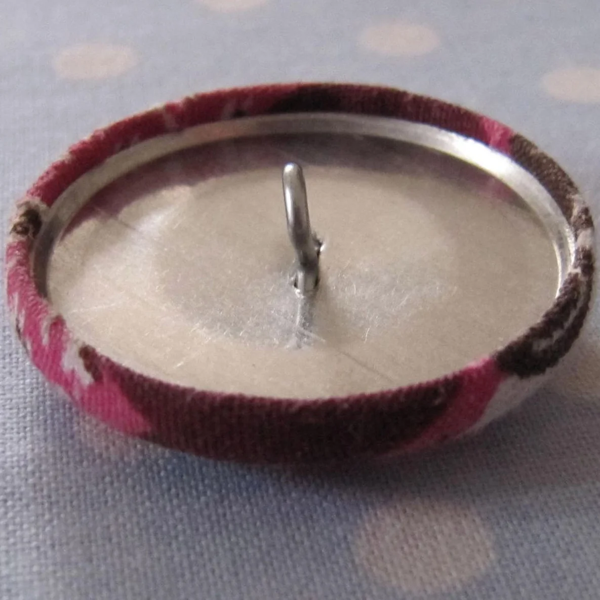 Beziehbare Knöpfe 37 mm