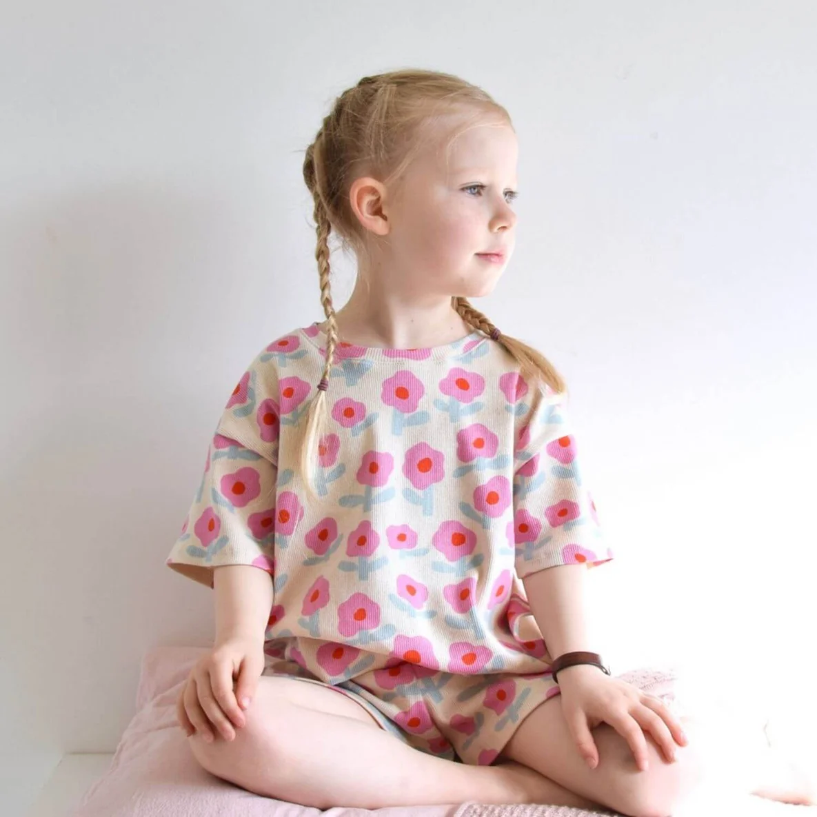 Bio Rippjersey Jennifer Bouron Blumen Natur Rosa