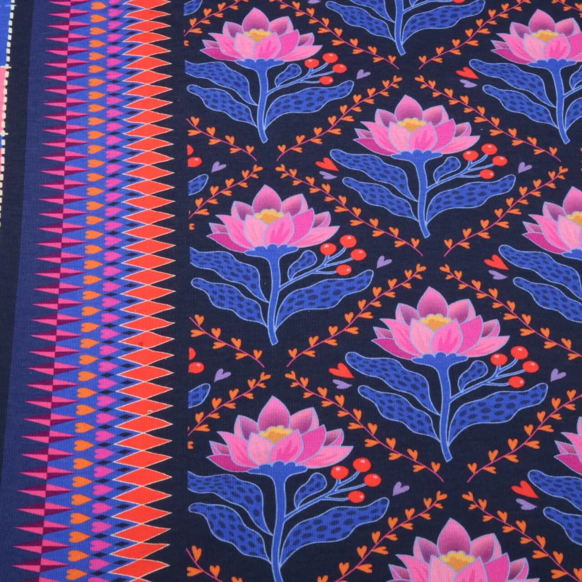 Bio Sommersweat "Queen of Hearts" Lotus Royal Navy