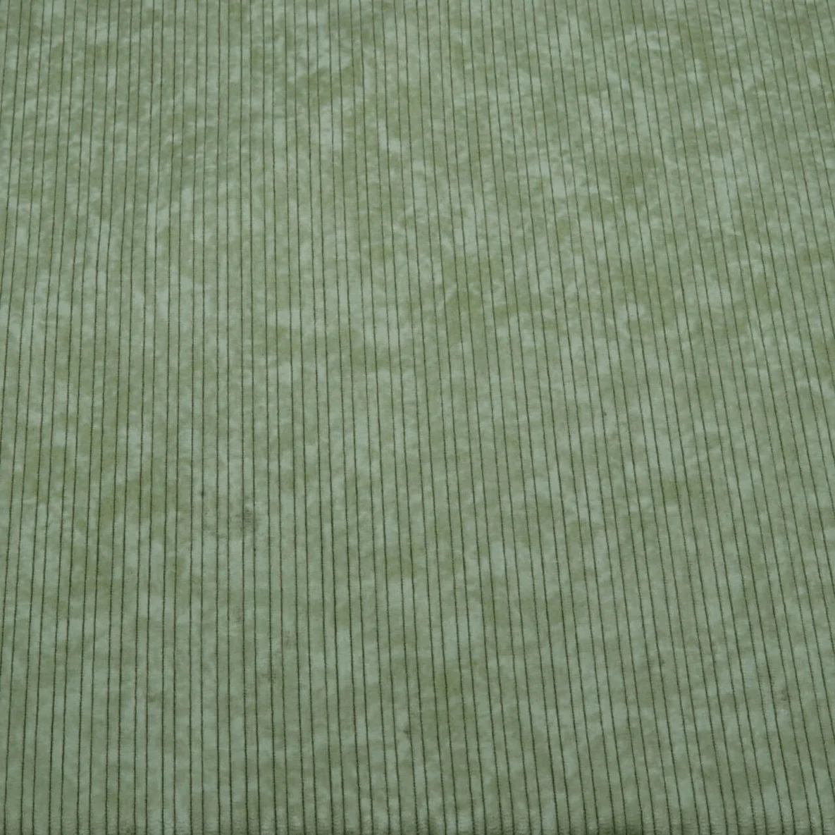 Breitcord Stretch High Low Grün
