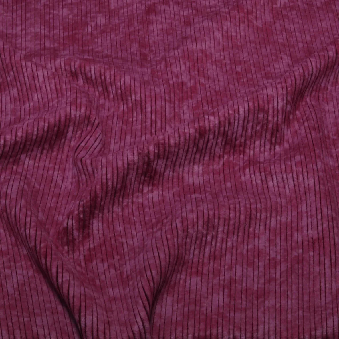 Breitcord Stretch High Low Weinrot