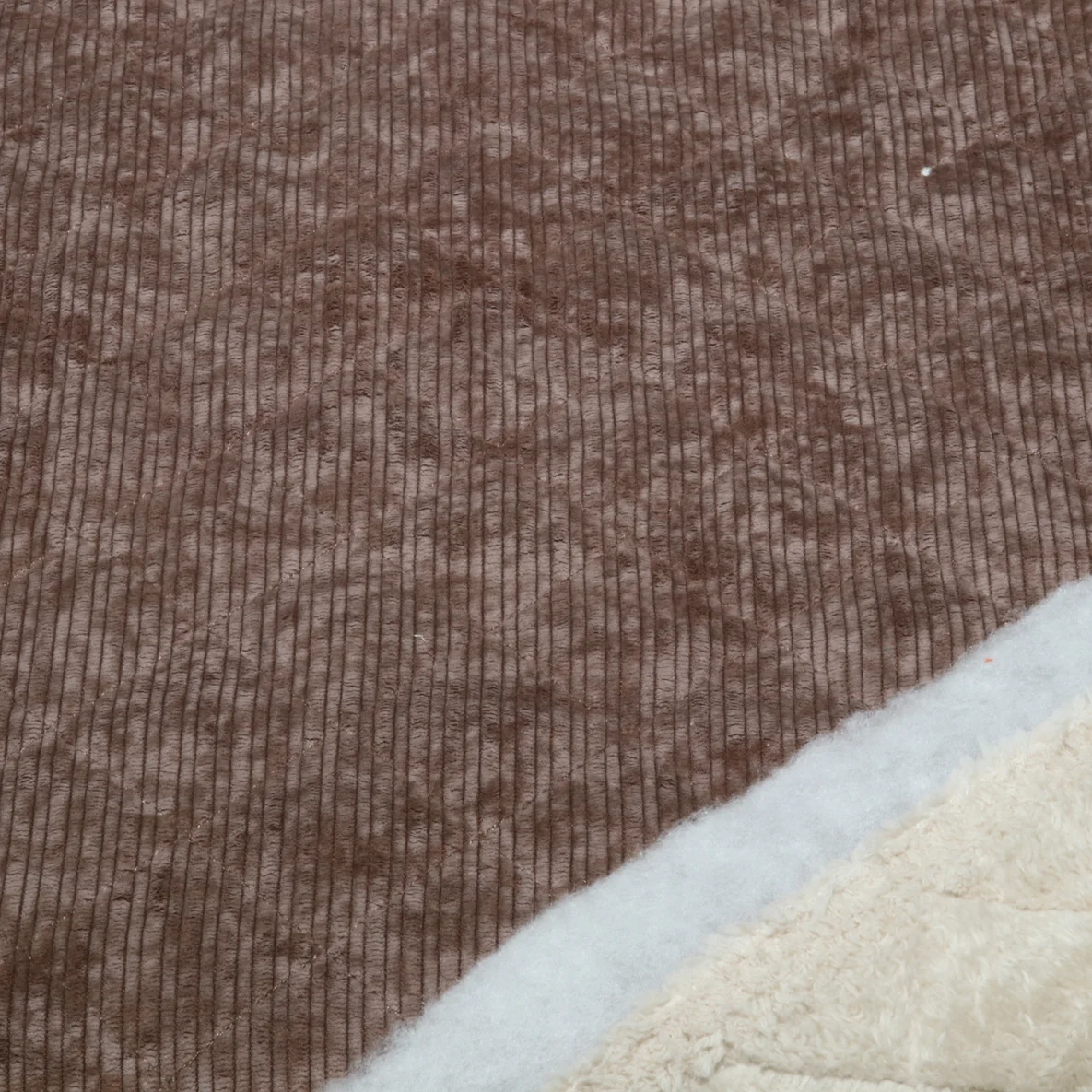 Cord Teddy Quiltkaros Schokobraun