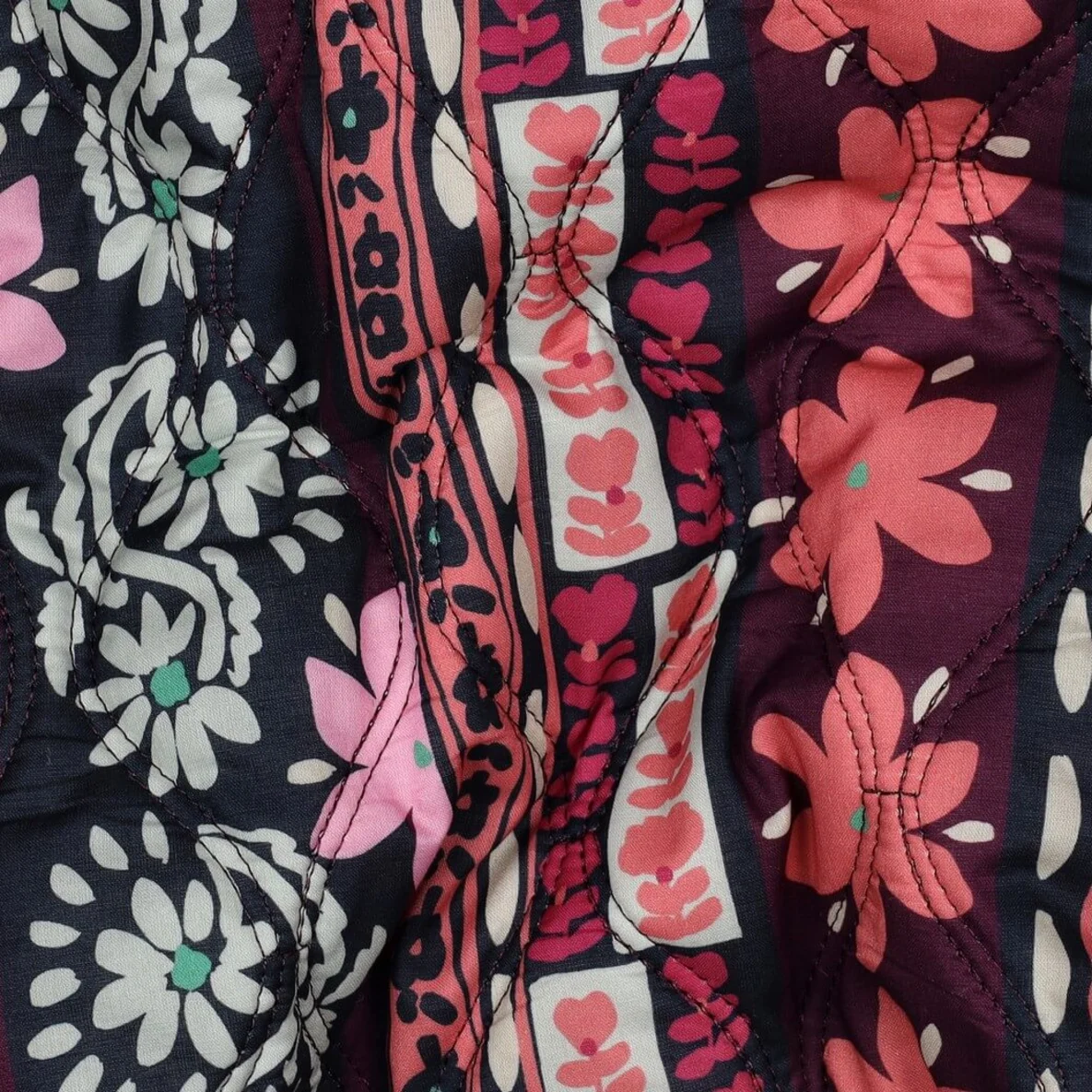 Gesteppter Jackenstoff Doubleface Blumen Lila