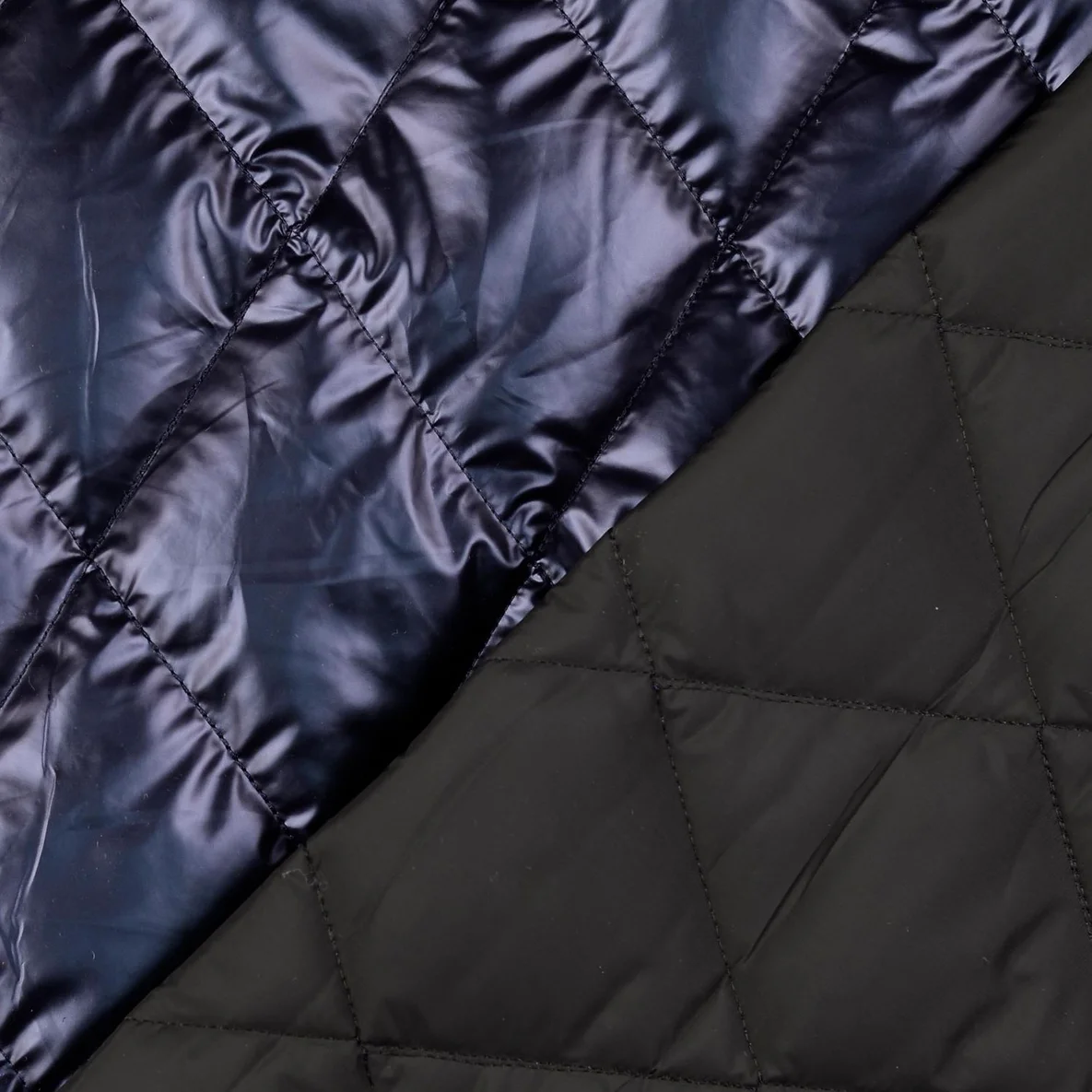 Gesteppter Jackenstoff Rauten Navy Metallic