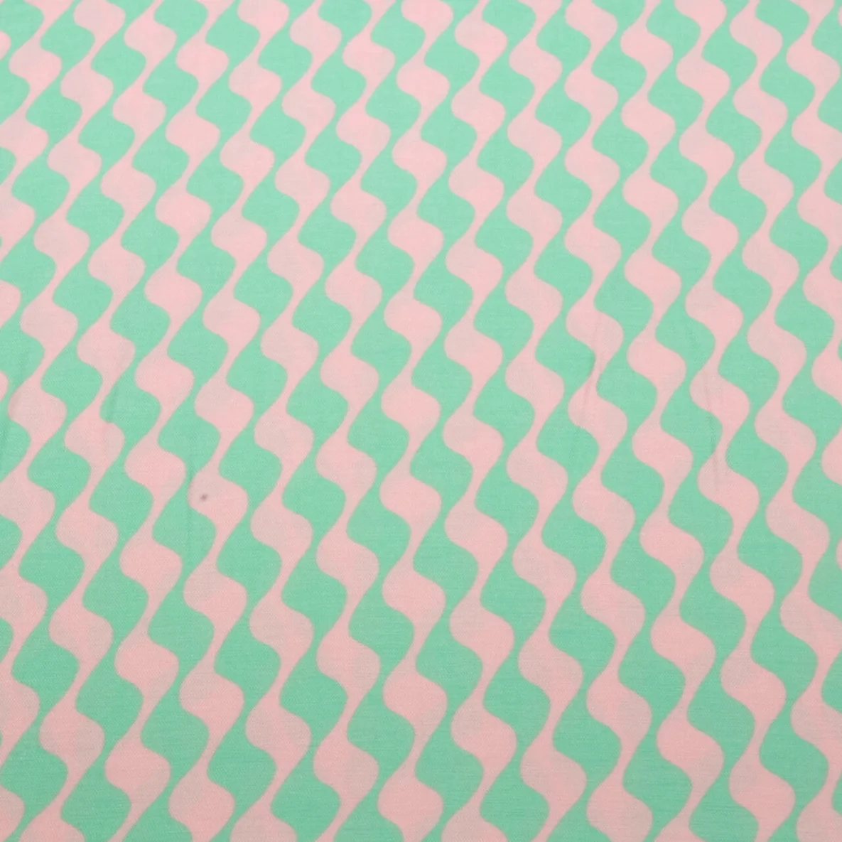 Kleider und Blusenstoff Wellen Mint