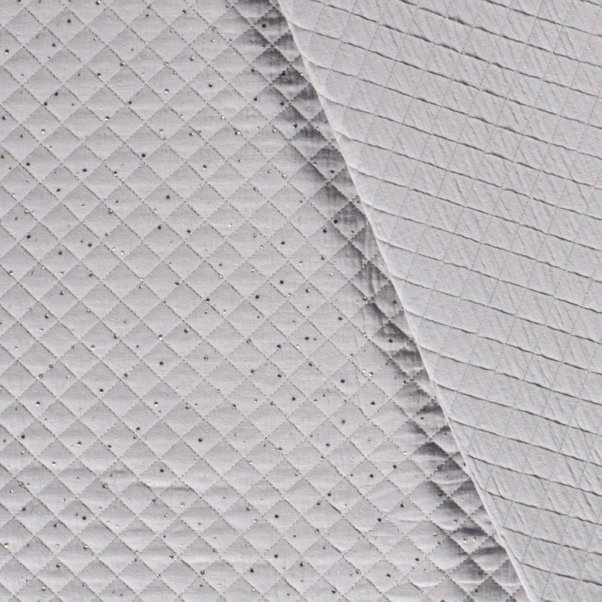 Musselin Stepper goldene Punkte Hellgrau