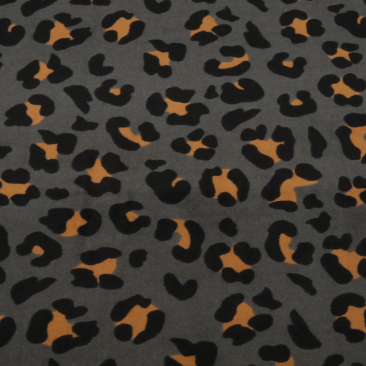 Nicki Leo Dunkelgrau