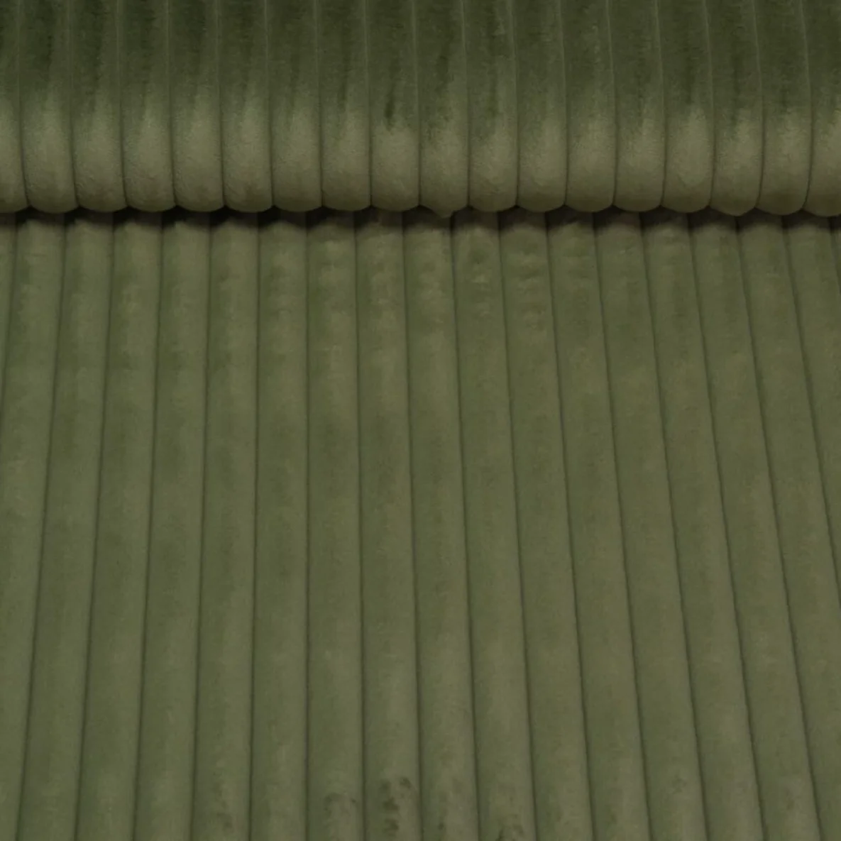 Polsterstoff "Hazel" XL Breitcord Uni Grün