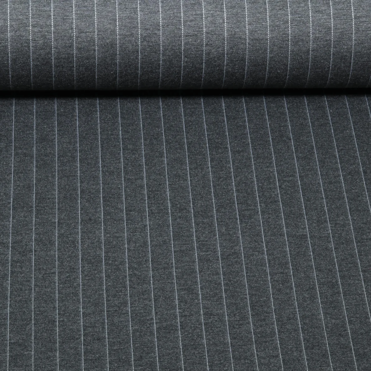 Romanit-Jersey Nadelstreifen 15mm Grau