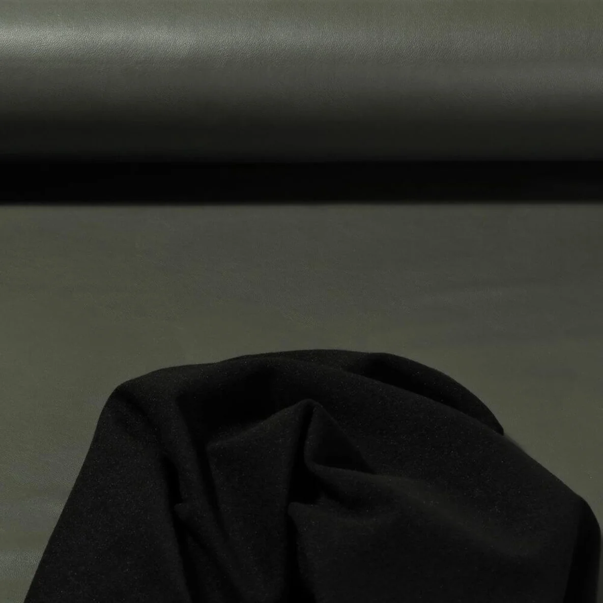 Stretch Kunstleder "Tara" Armygrün