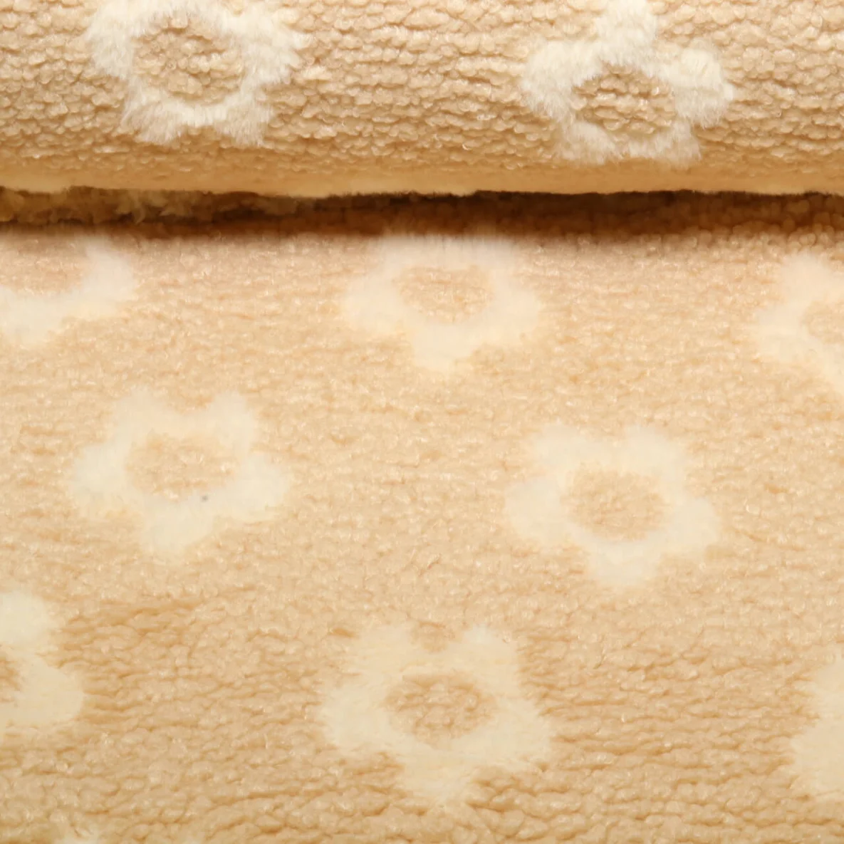 Teddyfleece Jacquard Blumen Hellbraun Weiß