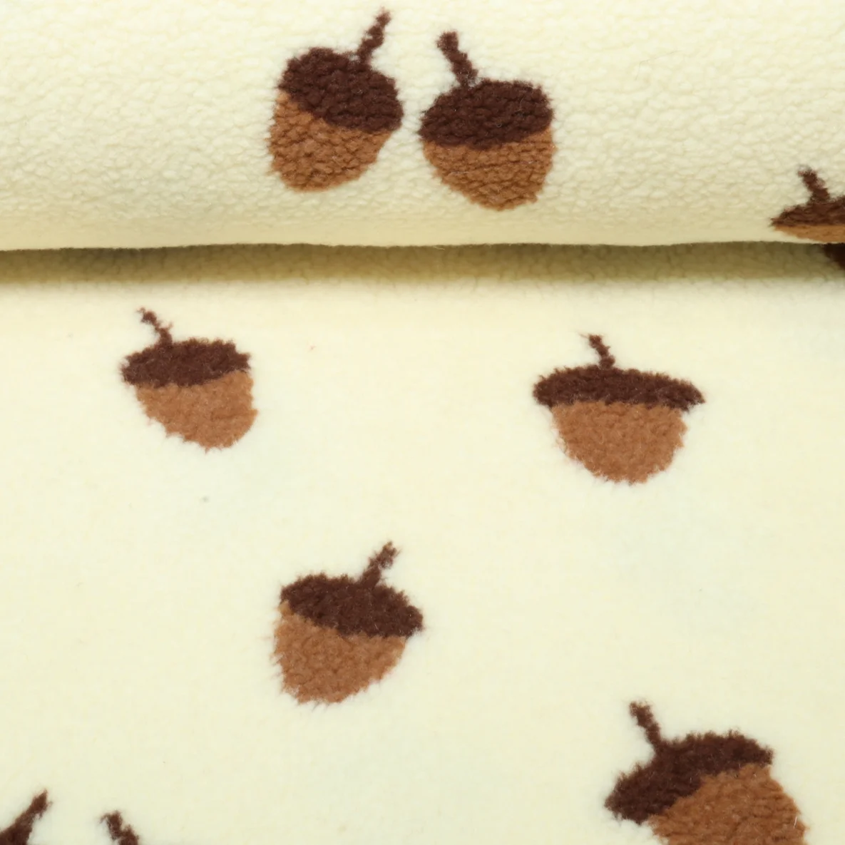 Teddyfleece Jacquard Eicheln Beige