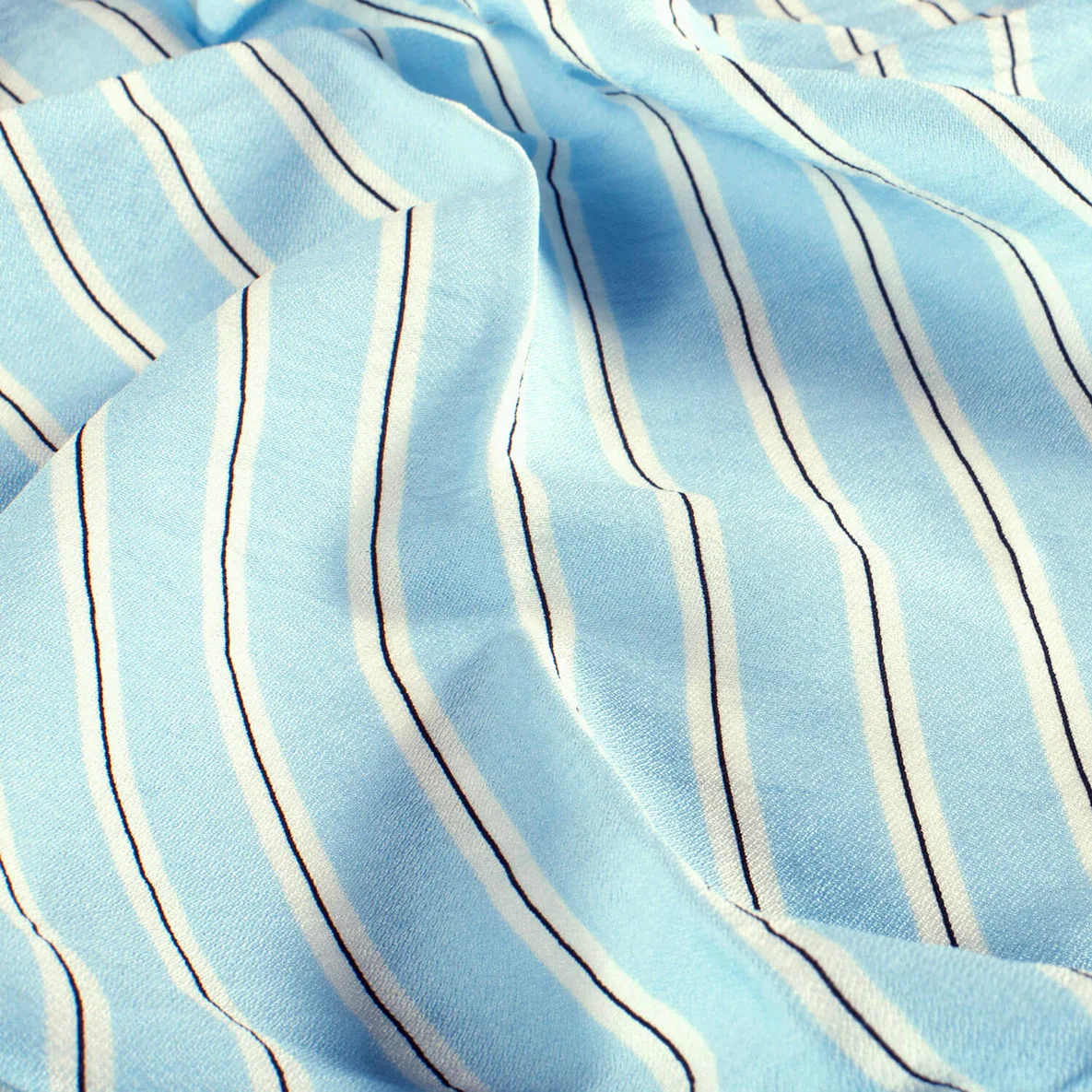 Viskose Crepe Streifen Hellblau