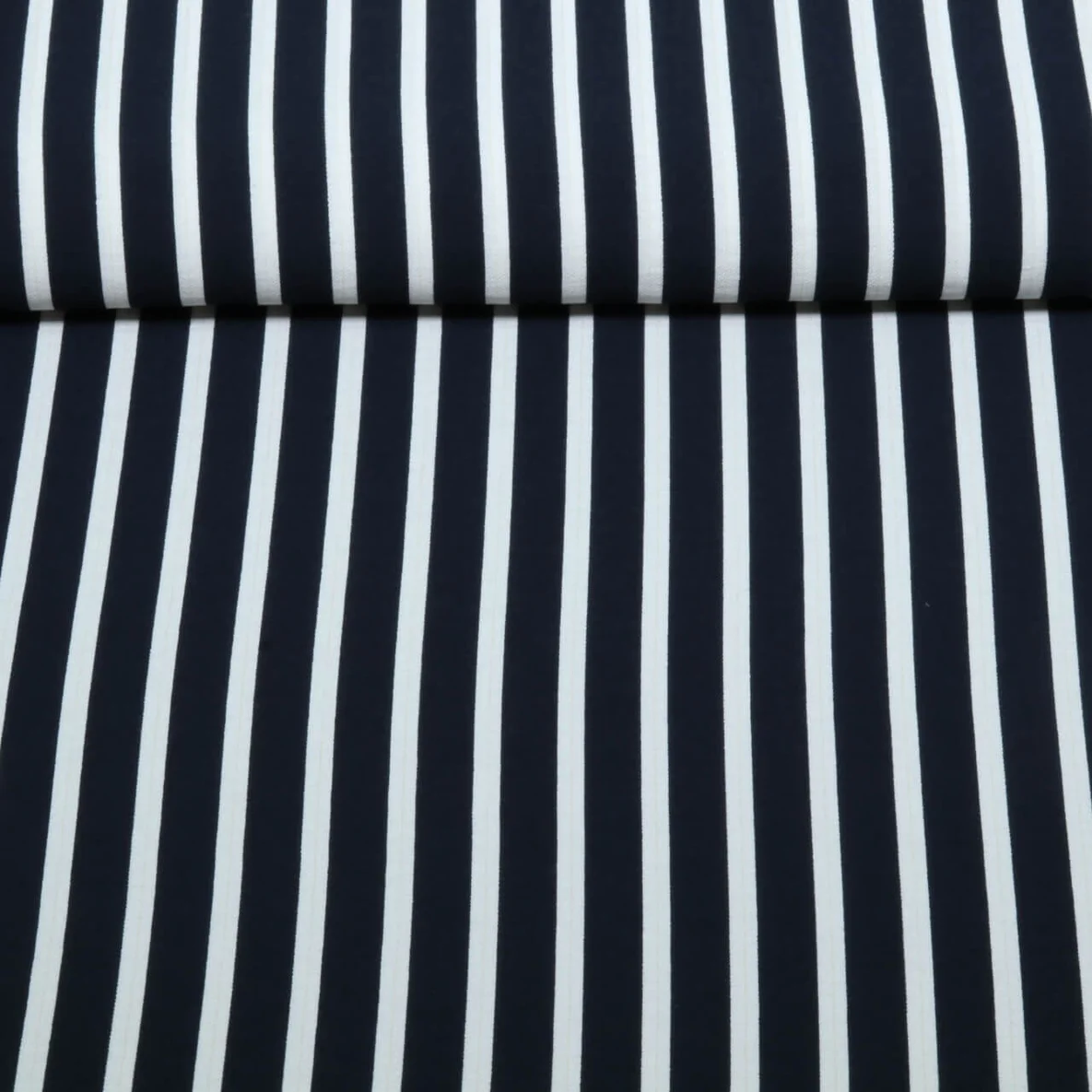 Viskose Crepe Streifen Navy