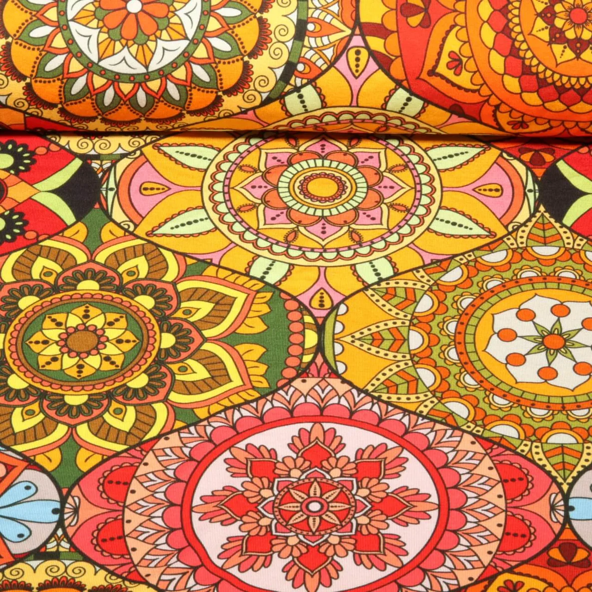 Viskosejersey Digitaldruckdruck Mandalas Blumen Multicolor