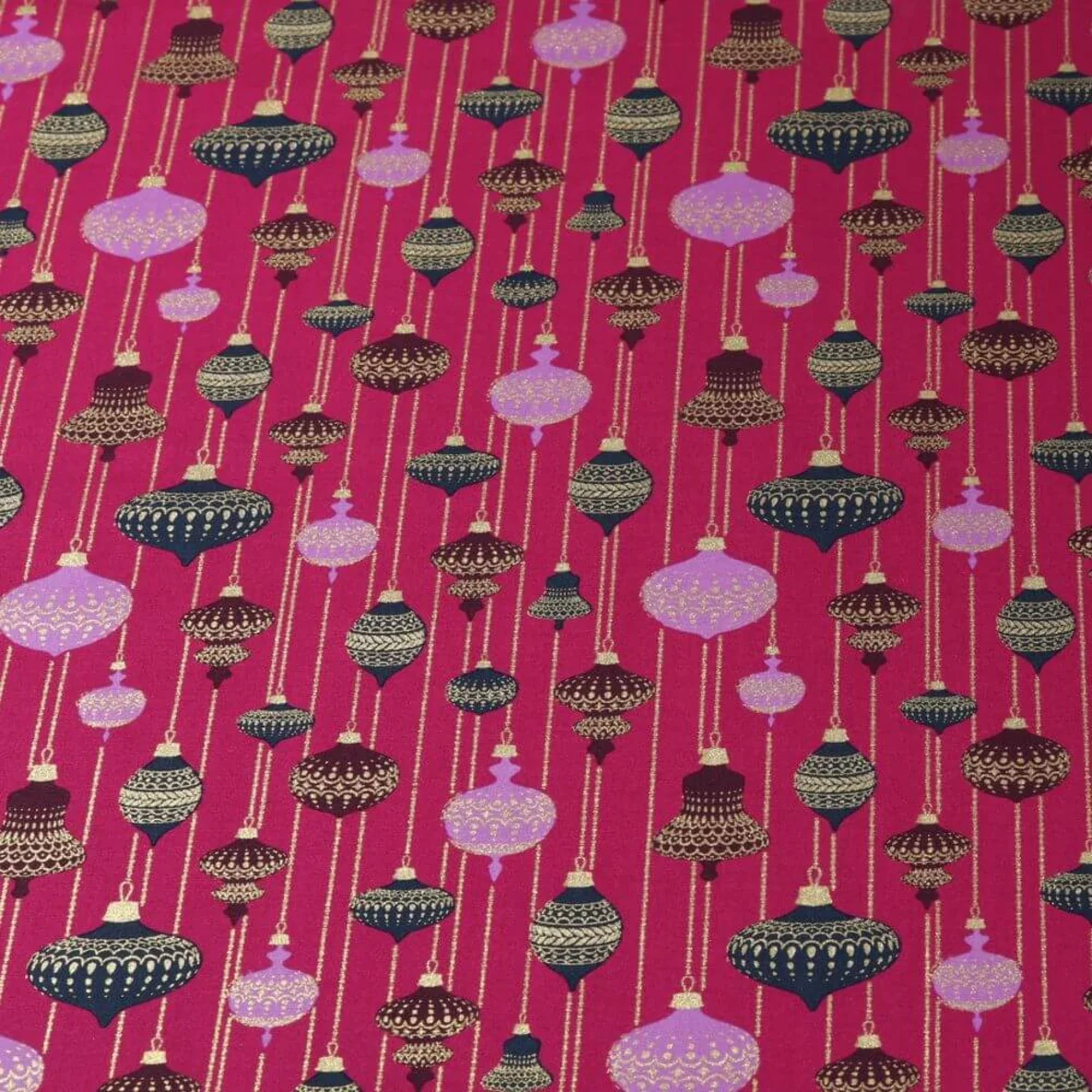 Weihnachtspopeline Baumschmuck Beere Gold