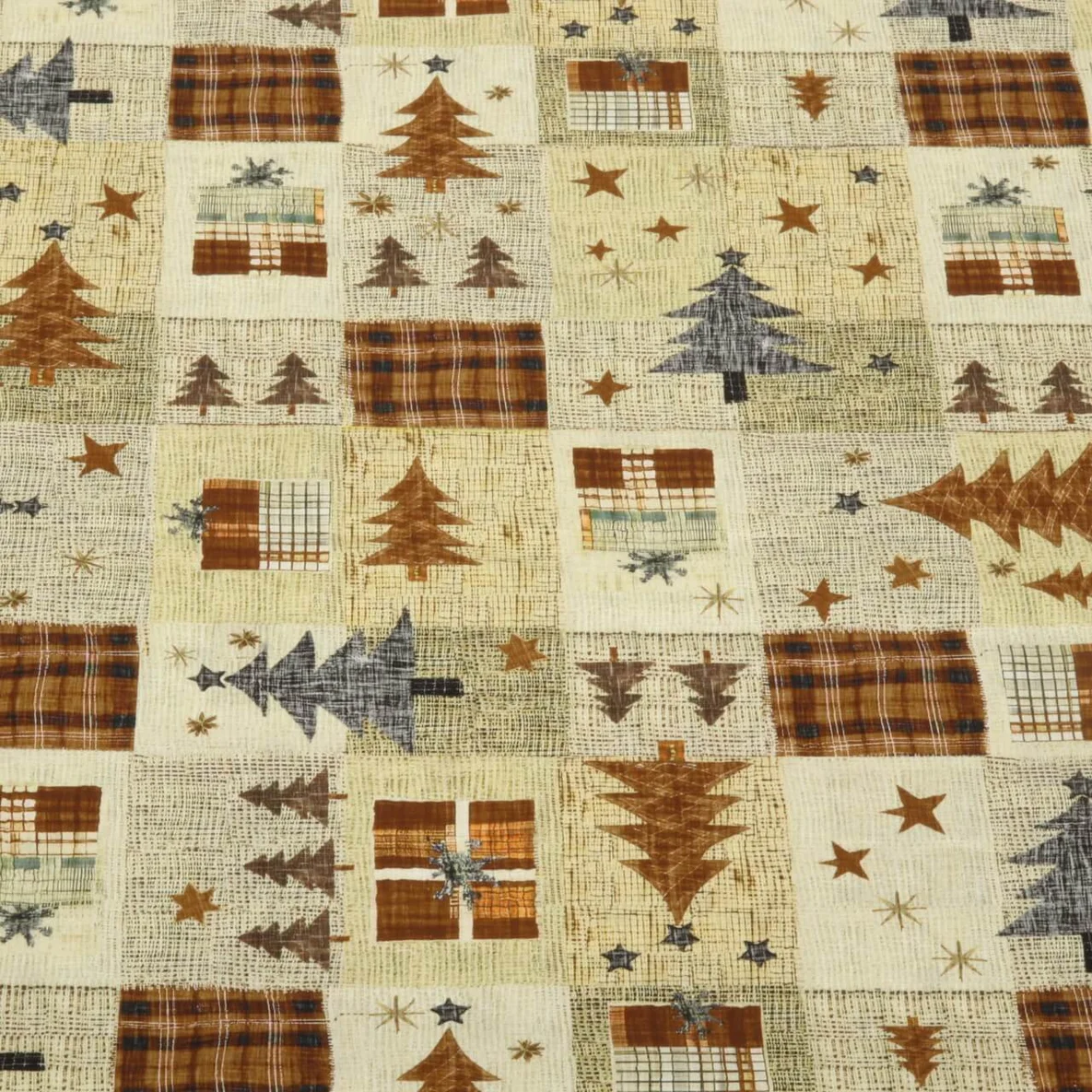 Weihnachtspopeline Tannenbäume Patchwork Beige Braun