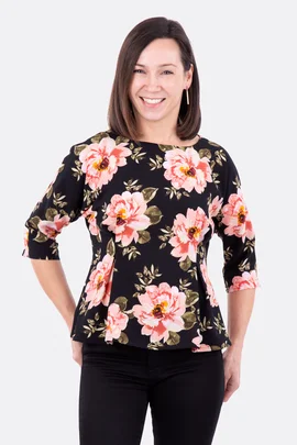 Schnittmuster Bluse romantisch Stoff Blumenmuster