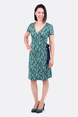 Schnittmuster Wickelkleid Viskosejersey selber nähen