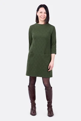 Schnittmuster für Damenkleid in A-Linie für Winter nähen