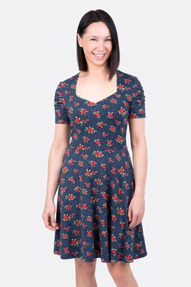 Schnittmuster Damenkleid Jersey Herzausschnitt Raffärmel nähen