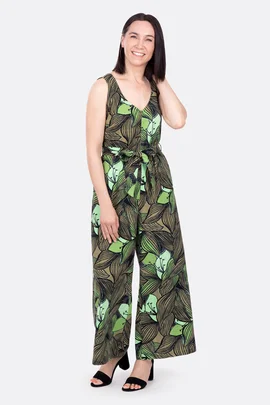 Schnittmuster Jumpsuit weites Bein ärmellos nähen