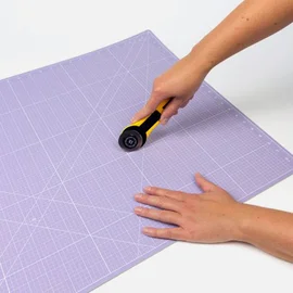 Schneidematte mint-flieder gratis Rollschneider
