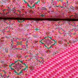 Gesteppter Jackenstoff Digital Patchwork Rosa