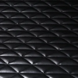 Kunstleder Gesteppt Dreieck Schwarz 	