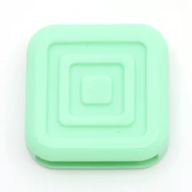 Taschenbodennägel Kunststoff 4 Stück Mint D871
