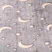 Wellnessfleece Leuchtend Mond und Sterne Grau
