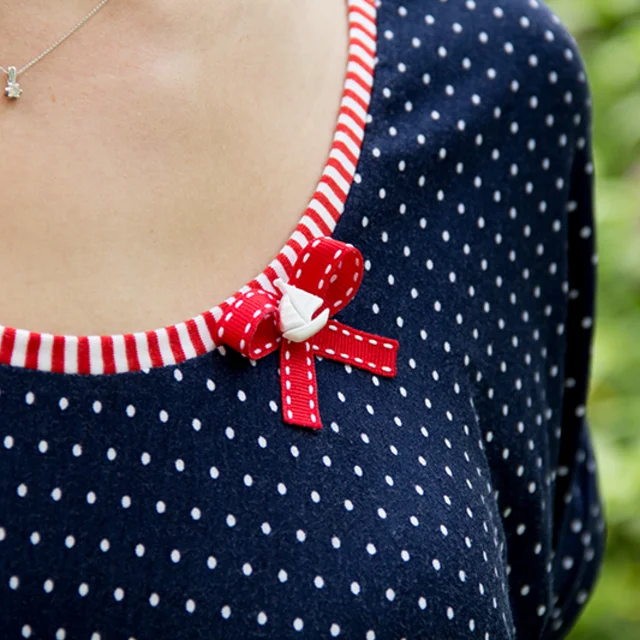 Shirtausschnitt maritim mit Schleife